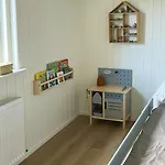 Modern Near Vesterlokken 펜션 Tanderup