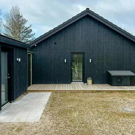 Modern Near Vesterlokken