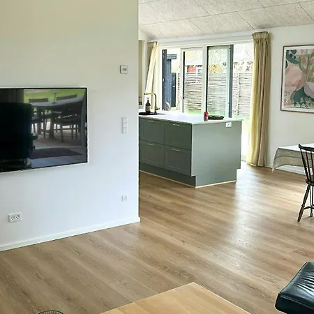 Modern Near Vesterlokken Nyaraló *
