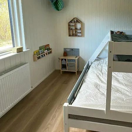 Modern Near Vesterlokken Vakantiehuis Tanderup