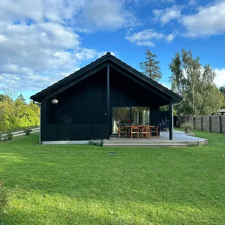 Modern Near Vesterlokken Vakantiehuis