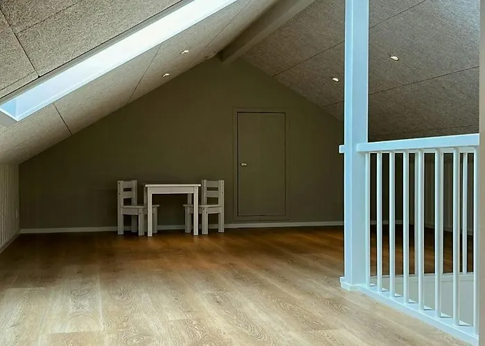 Modern Near Vesterlokken