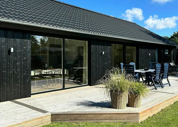 Modern Near Vesterlokken 度假居 Tanderup
